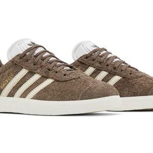 Adidas Gazelle Brown Sneakers